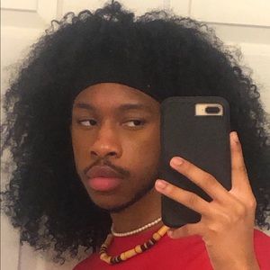 Meet your Posher, Jeremiah